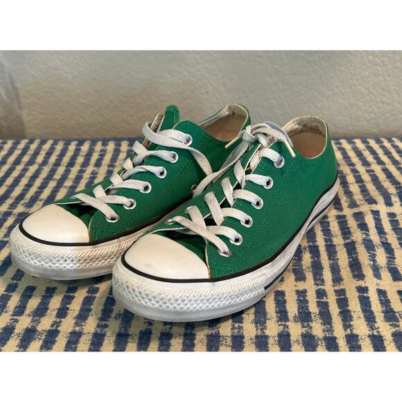Converse Low Top Kelly Green Sneakers - Men's 6, Women's 8 - Picture 1 of 7